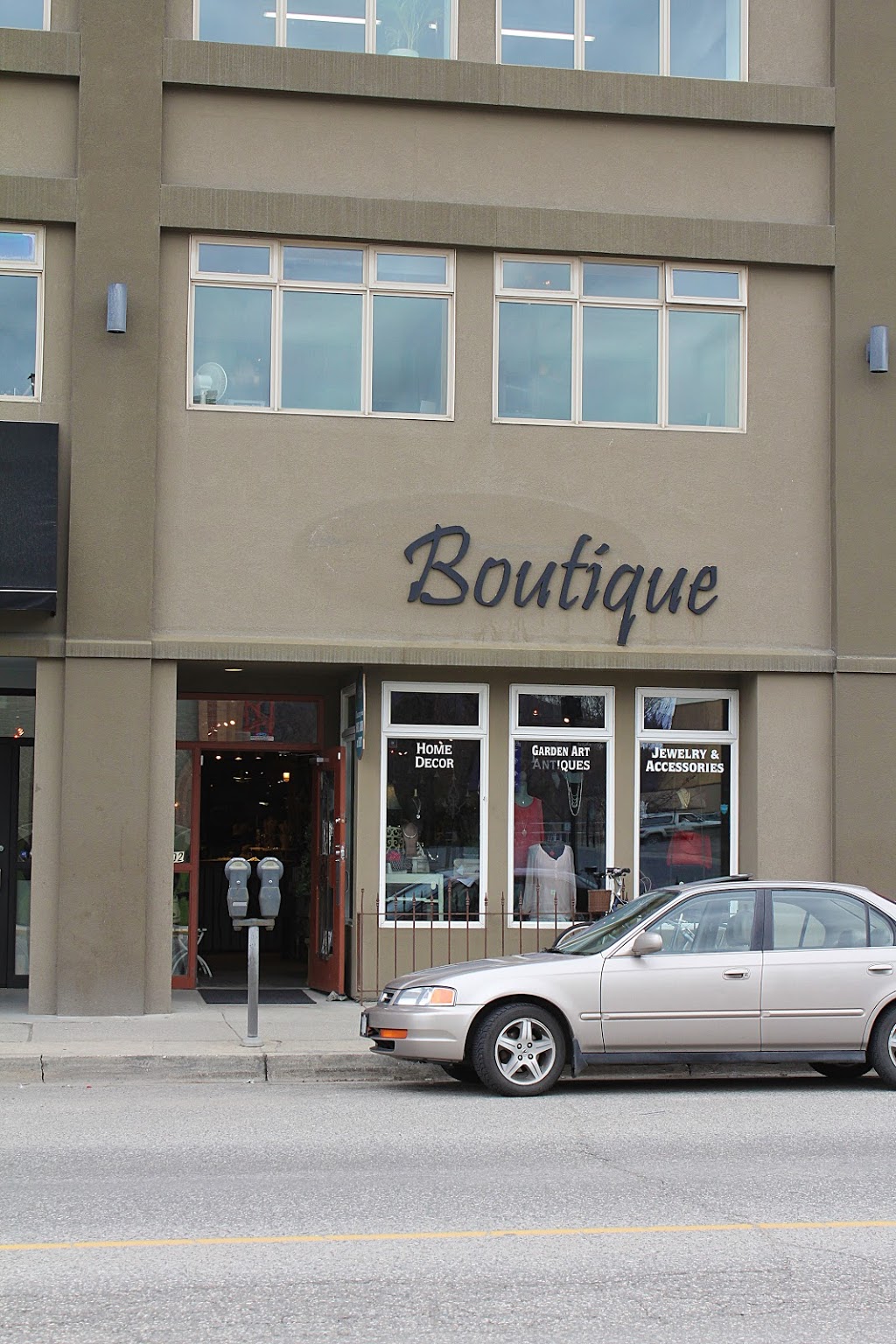 The Water Garden | 1353 Ellis St, Kelowna, BC V1Y 1Z9, Canada | Phone: (250) 712-9902