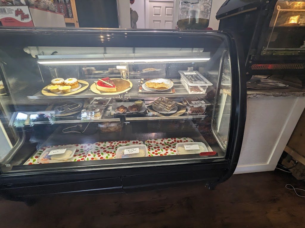 Bridge Lake General Store | 7561 Bridge Lake North Rd, Bridge Lake, BC V0K 1E0, Canada | Phone: (250) 593-9355