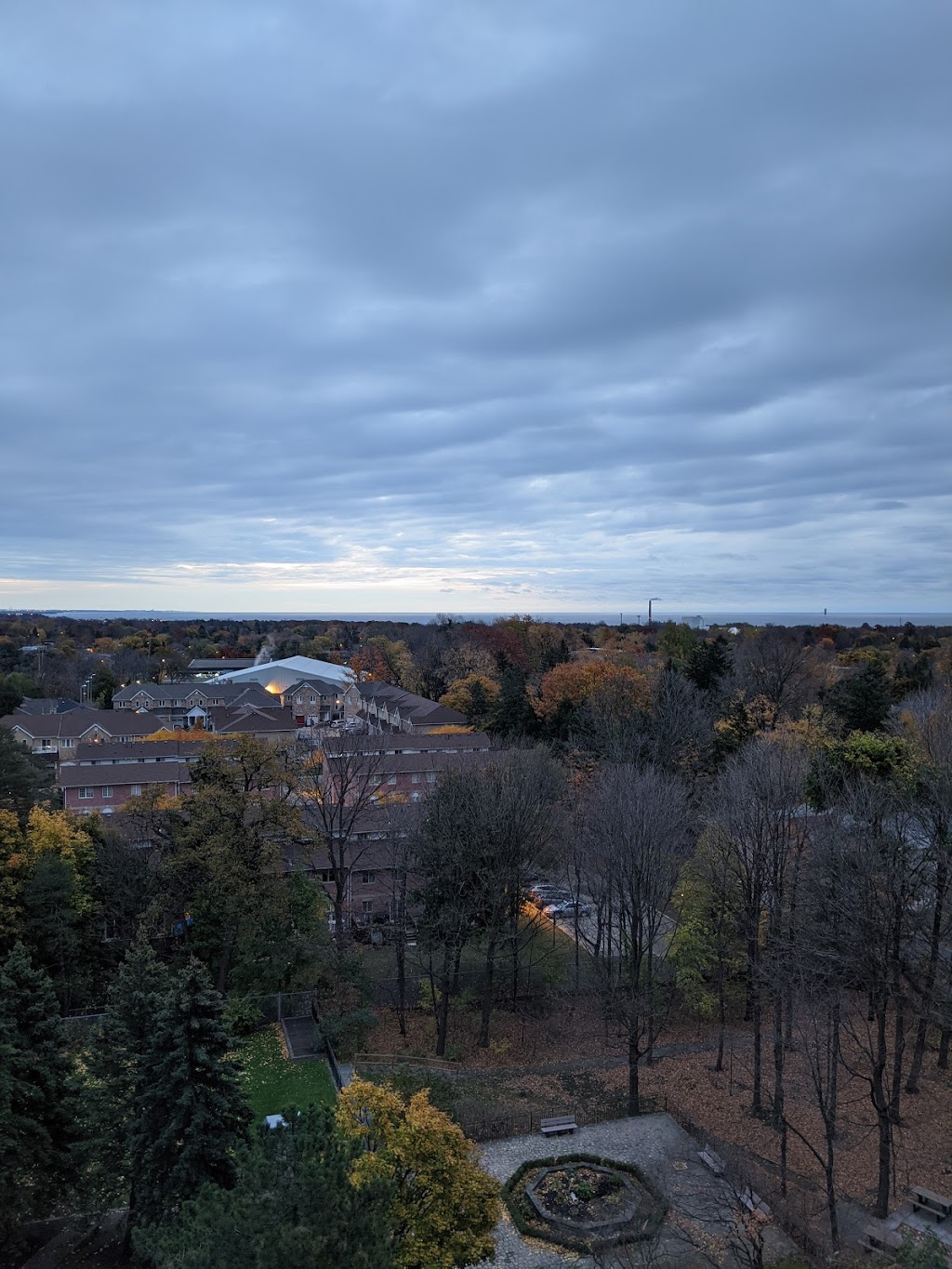 York Condominium Corporation | 121 Ling Rd, Scarborough, ON M1E 4Y2, Canada | Phone: (416) 282-3220