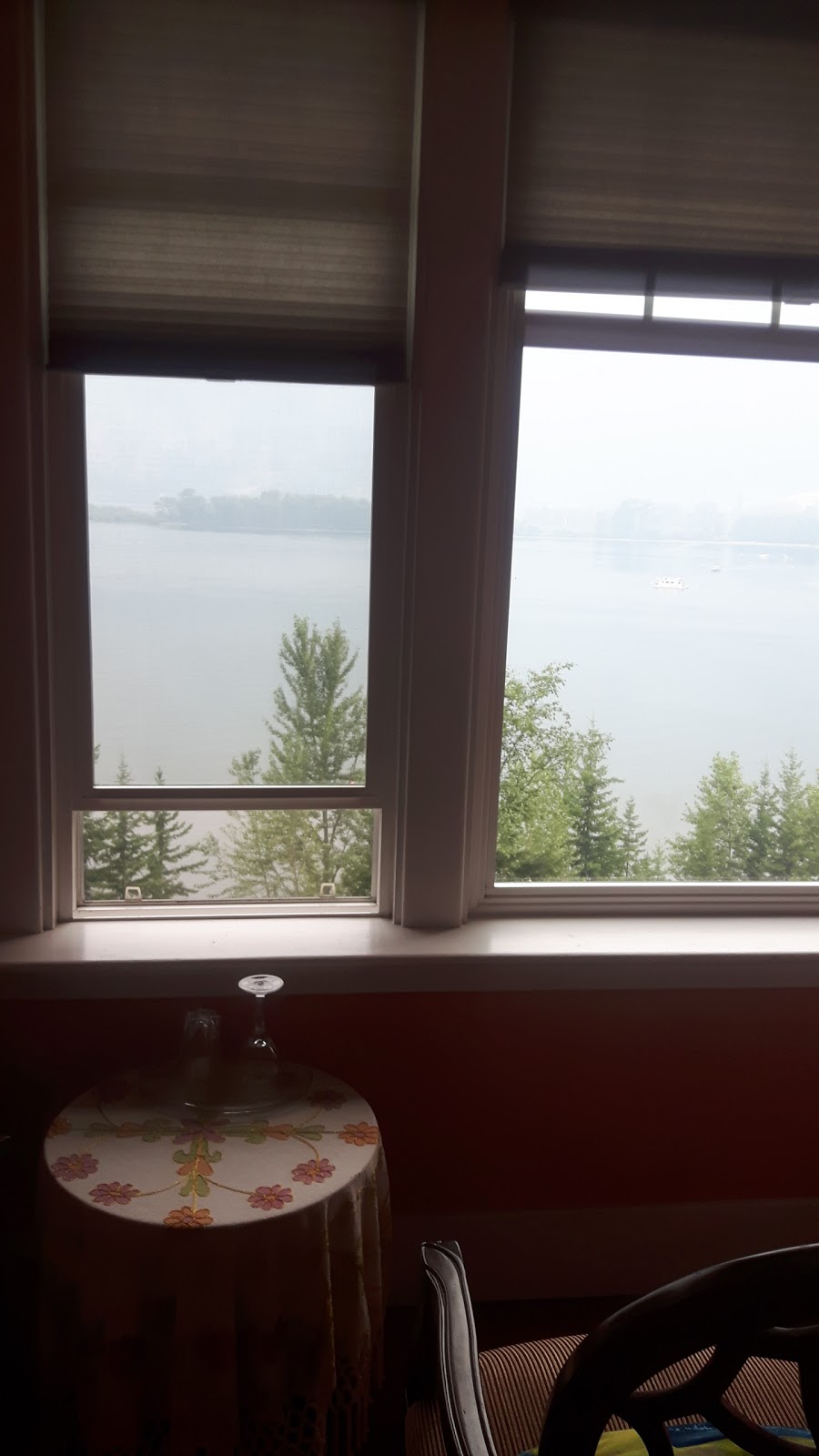 Artists House Heritage B&B | 20 Bruhn Rd, Sicamous, BC V0E 2V0, Canada | Phone: (250) 804-3596
