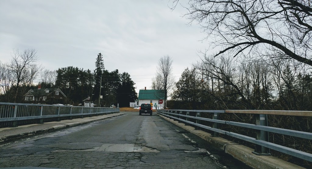 Ascot Huntingville Park | 1405 Chemin Mitchell, Sherbrooke, QC J1M 0C4, Canada | Phone: (819) 822-4229