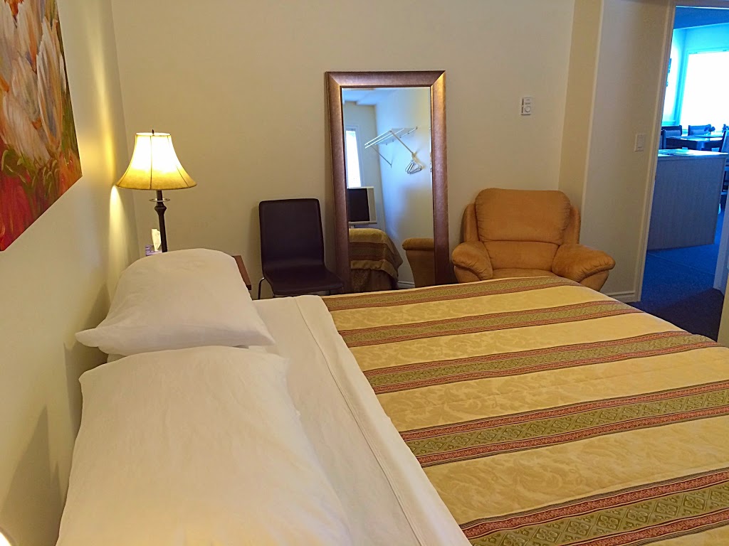 Acker Vacation Home Rentals | 916 Ackerman Ct, Kelowna, BC V1X 7L2, Canada | Phone: (250) 979-8625