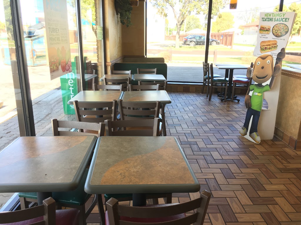 Subway | 1055 McPhillips St, Winnipeg, MB R2X 2K6, Canada | Phone: (204) 940-5560