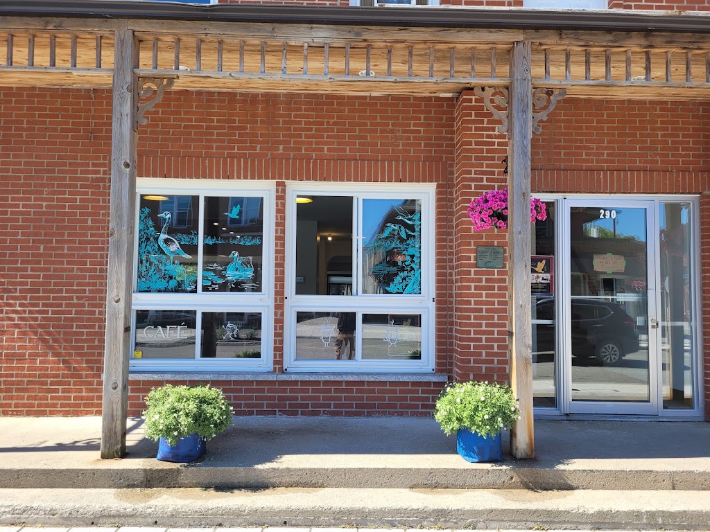 Géogène Café - Magog | 290 Rue Principale O, Magog, QC J1X 2A9, Canada | Phone: (819) 843-2212