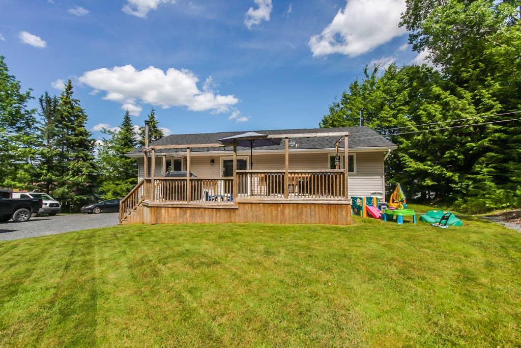 Lynn Violette @ Red and White Realty NS Inc | 96 Barrett Rd, Beaver Bank, NS B4G 1A9, Canada | Phone: (902) 880-7024