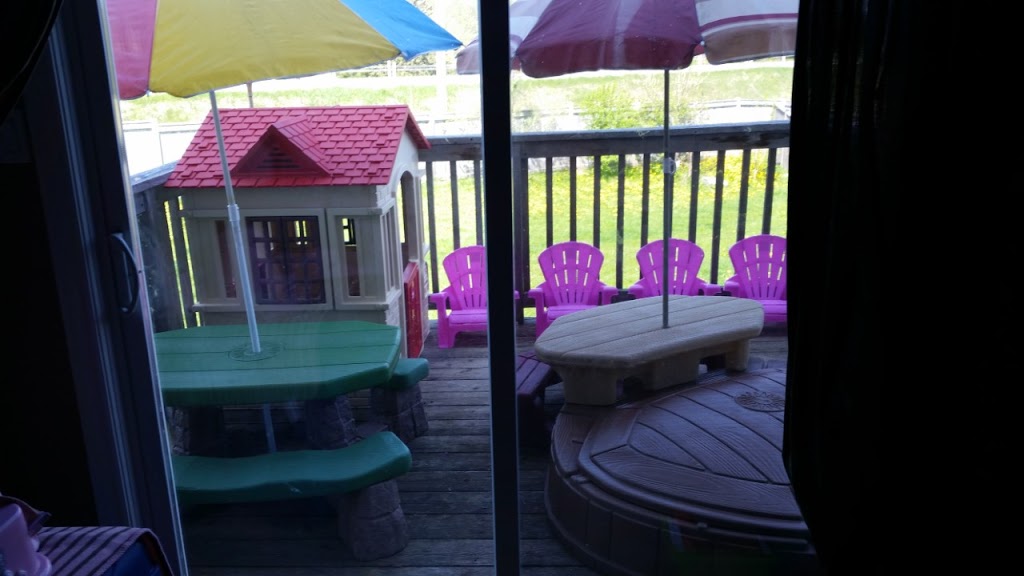 Elizabeths Home Child Care in Shelburne | 192 Berry St, Shelburne, ON L9V 3E1, Canada | Phone: (647) 999-6695