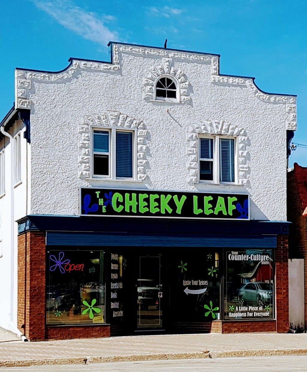 The Cheeky Leaf | 212 Manitoba Ave, Selkirk, MB R1A 0Y5, Canada | Phone: (204) 785-9423