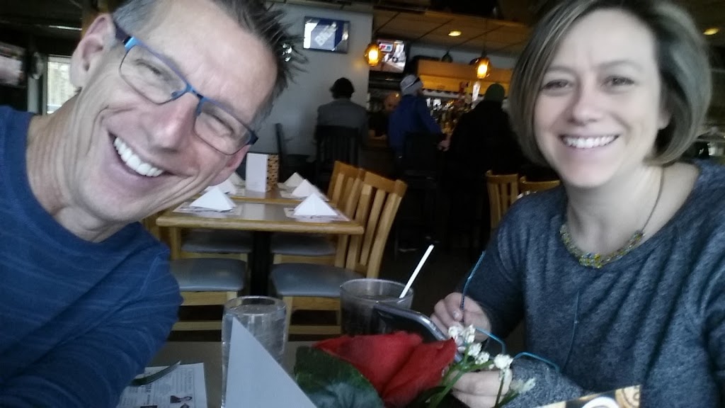 Hillside Restaurant & Pizza | 26 Kilworth Park Dr, Komoka, ON N0L 1R0, Canada | Phone: (519) 641-6733
