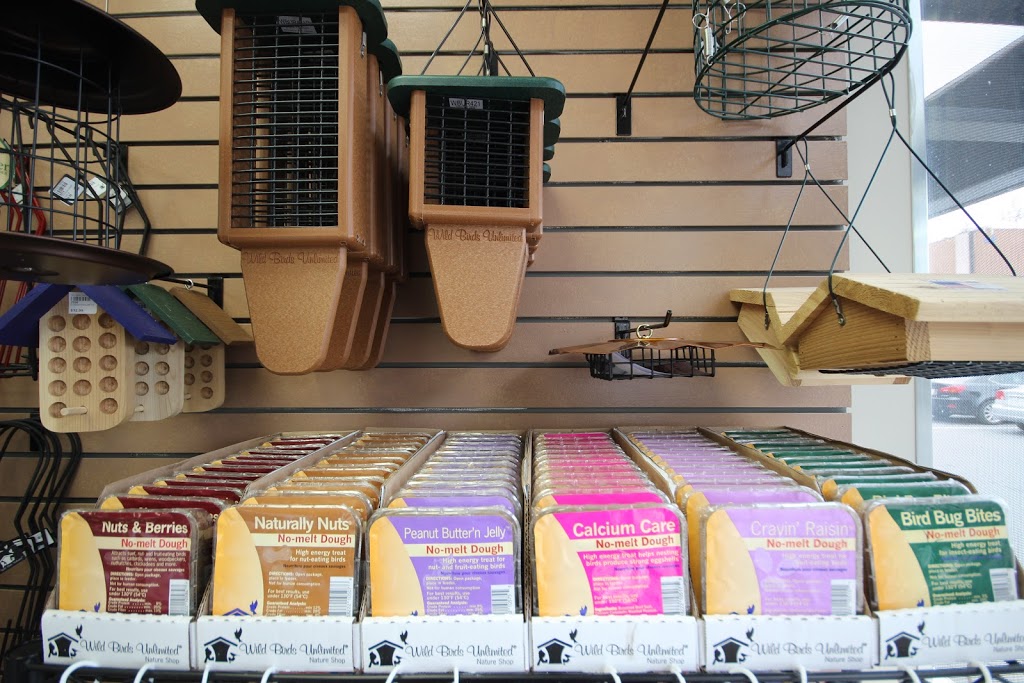 Wild Birds Unlimited | 1500 Bank St, Ottawa, ON K1H 7Z1, Canada | Phone: (613) 521-7333