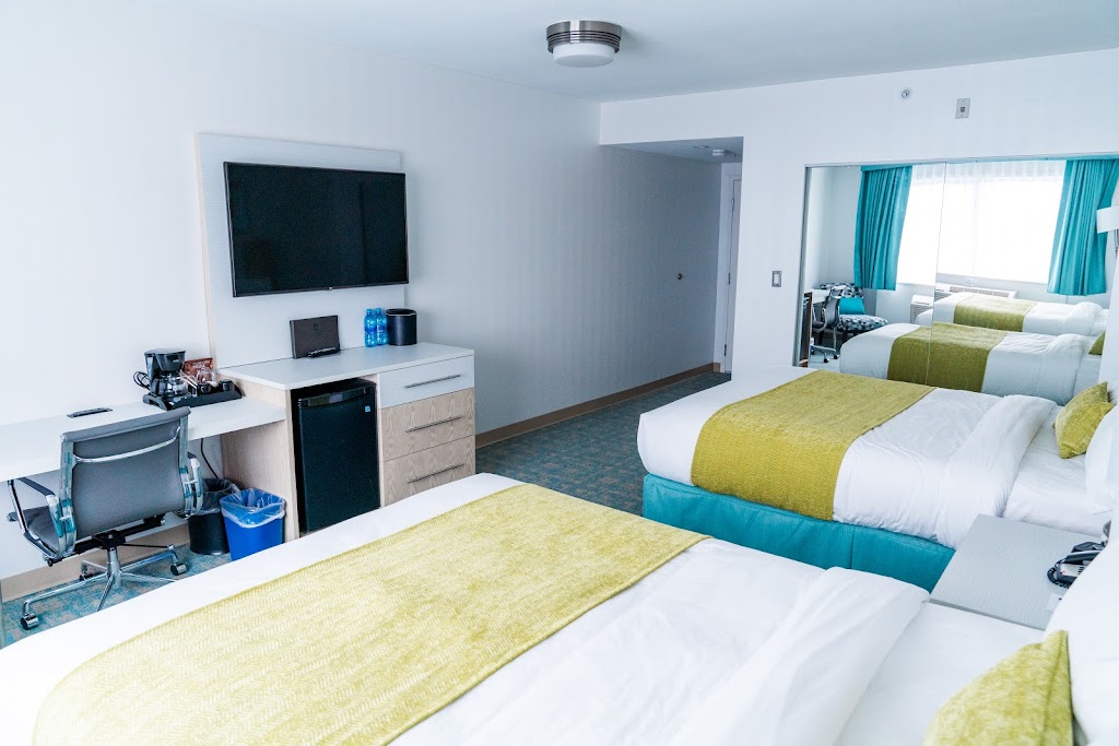 Coast Langley City Hotel & Convention Centre | 20393 Fraser Hwy, Langley, BC V3A 7N2, Canada | Phone: (604) 530-1500