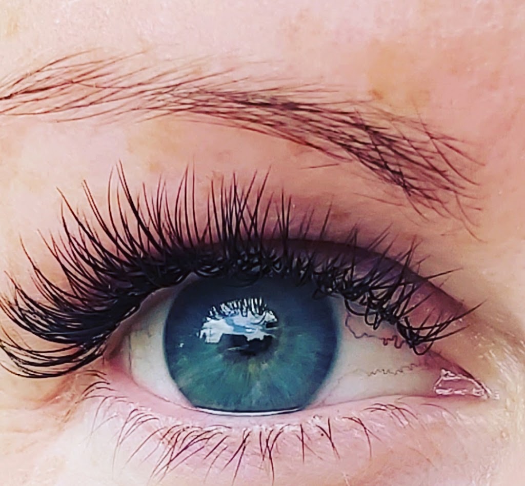 Brittanys Beauty Bar | 391277, Grey County Rd 109, Mount Forest, ON N0G 2L0, Canada | Phone: (519) 292-6721