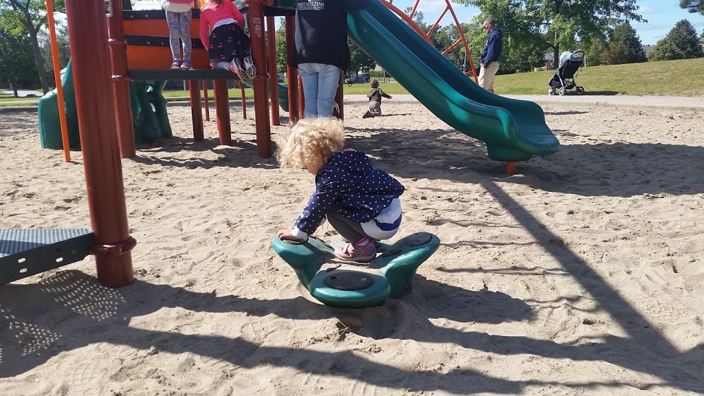 Harvie Park | 265 Harvie Rd, Barrie, ON L4N 8J5, Canada | Phone: (705) 424-7049
