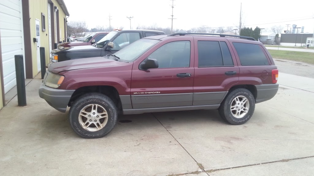 C.T. auto sales and service | 780 East Huron Blvd, Marysville, MI 48040, USA | Phone: (810) 294-5254