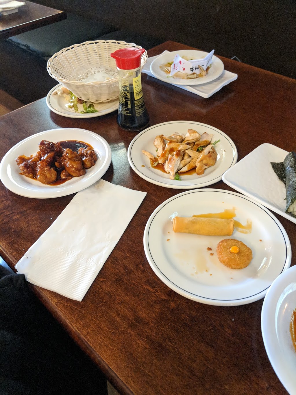 Asaka Sushi | 380 Lakeshore Rd E, Mississauga, ON L5G 1H5, Canada | Phone: (905) 278-0088