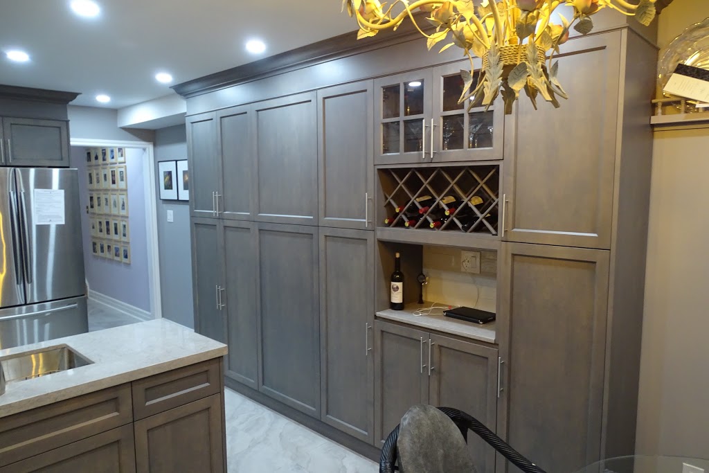 Clareville Distinctive Kitchens and Baths | 253 Summerlea Rd Unit 9,10,11, Brampton, ON L6T 5A8, Canada | Phone: (905) 793-2990