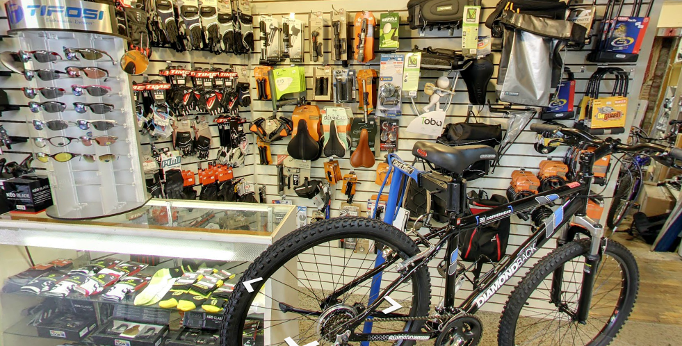 Lifesport Ltd | 411 Pembina Hwy, Winnipeg, MB R3L 2E6, Canada | Phone: (204) 475-2352
