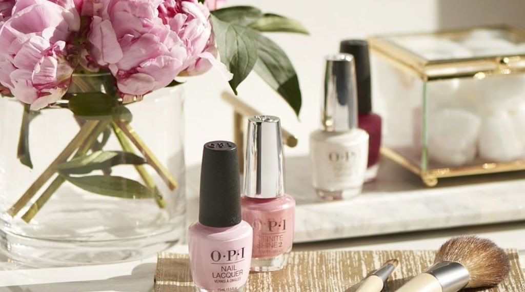 Nails by Sara | 201-996 Dorman Rd, Bowen Island, BC V0N 1G0, Canada | Phone: (604) 831-8314