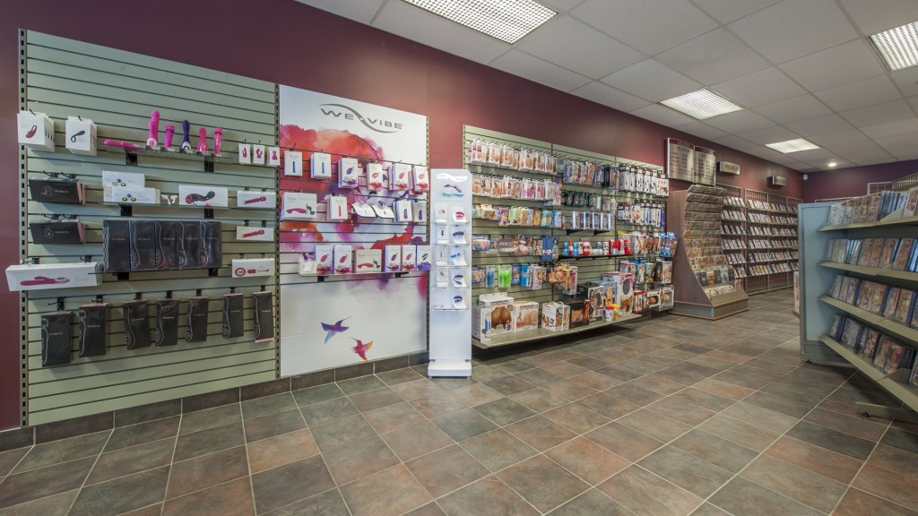 SexxxPlus - Trois-Rivières | 5635 Boulevard des Forges, Trois-Rivières, QC G8Y 5L5, Canada | Phone: (819) 691-3001