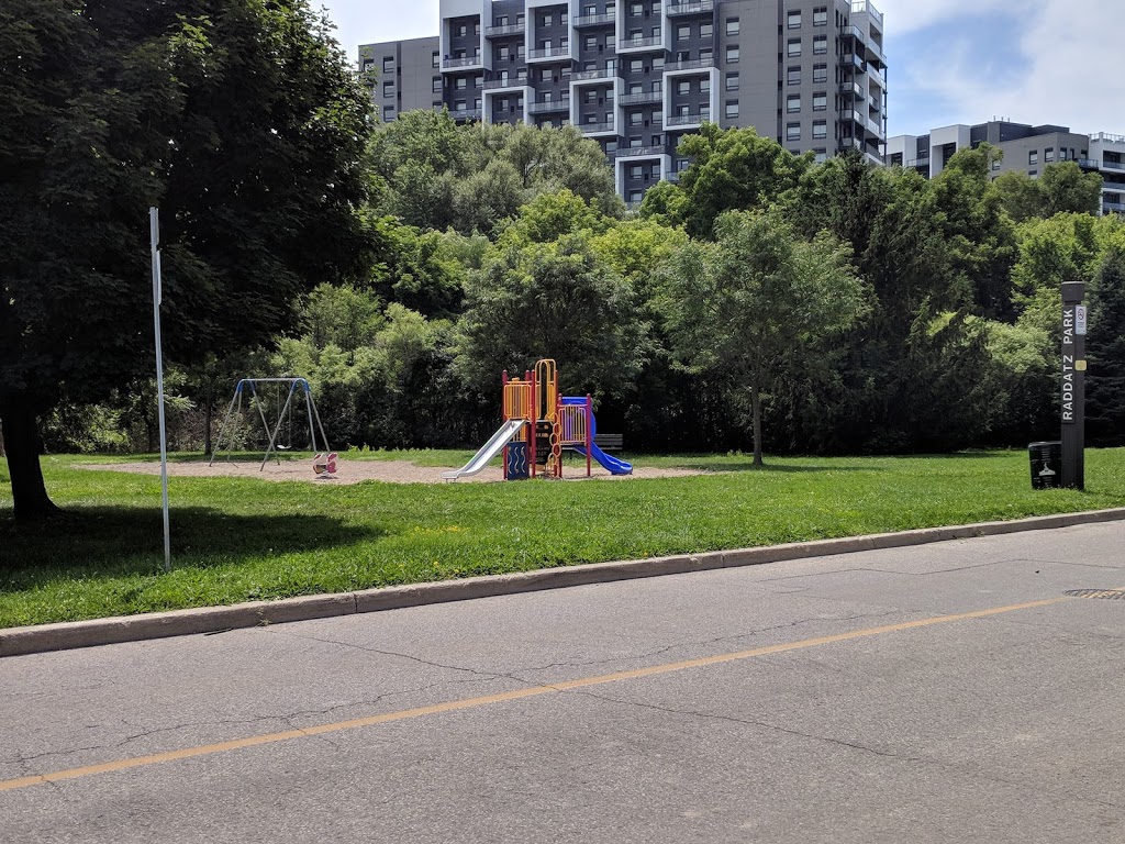 Raddatz Park | park | Cherry Hill, Kitchener, ON N2G, Canada