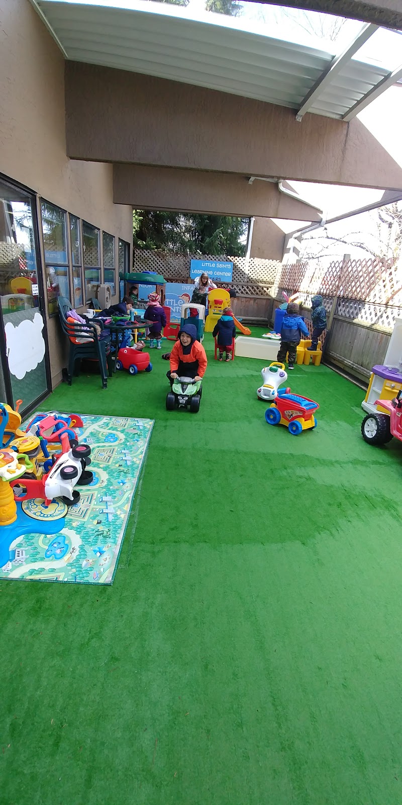 Little Saints Learning Center | 15 St Marks Pl, Winnipeg, MB R2M 0S3, Canada | Phone: (204) 237-9572