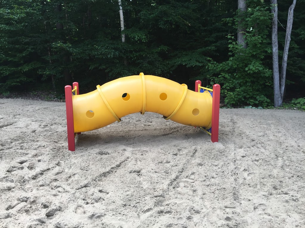 Parc de Sand Castle | Rue de Versailles, Saint-Lazare, QC J7T 0B1, Canada
