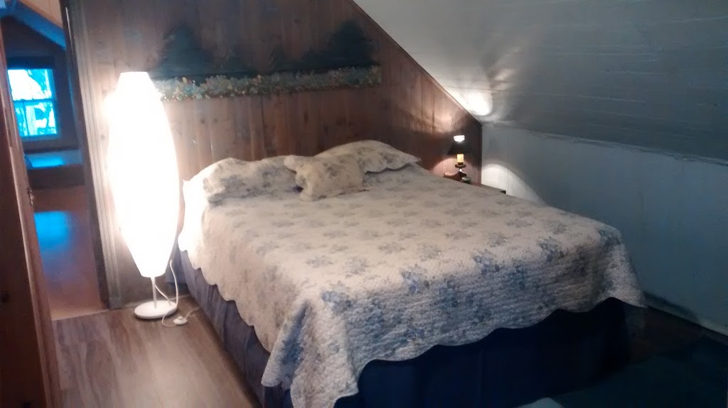 La Maison Plaisance | 16 Rue des Pins, Saint-Pierre-de-Broughton, QC G0N 1T0, Canada | Phone: (418) 903-3058