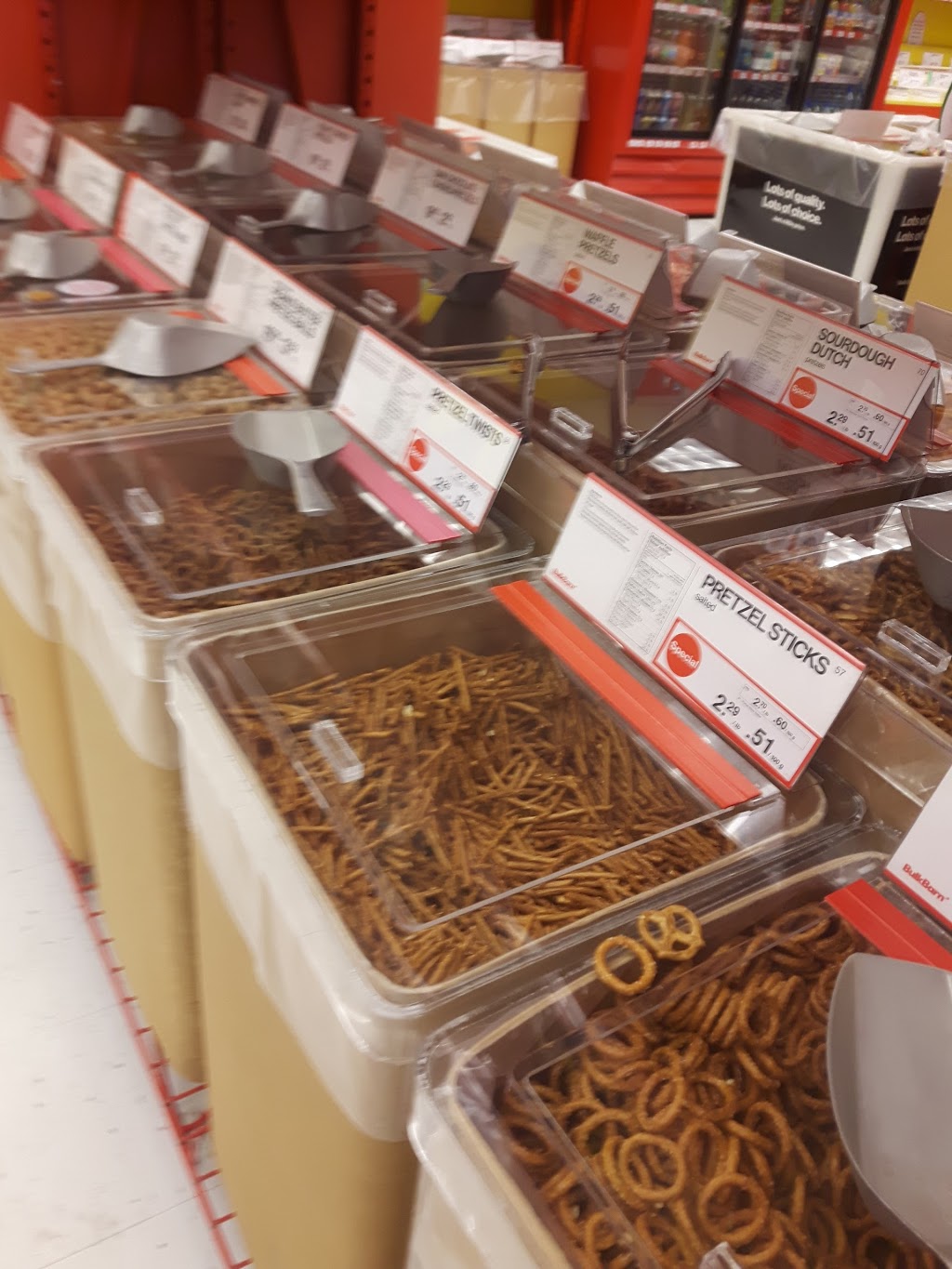 Bulk Barn | 210 Glendale Ave, St. Catharines, ON L2T 3Y6, Canada | Phone: (905) 685-1708