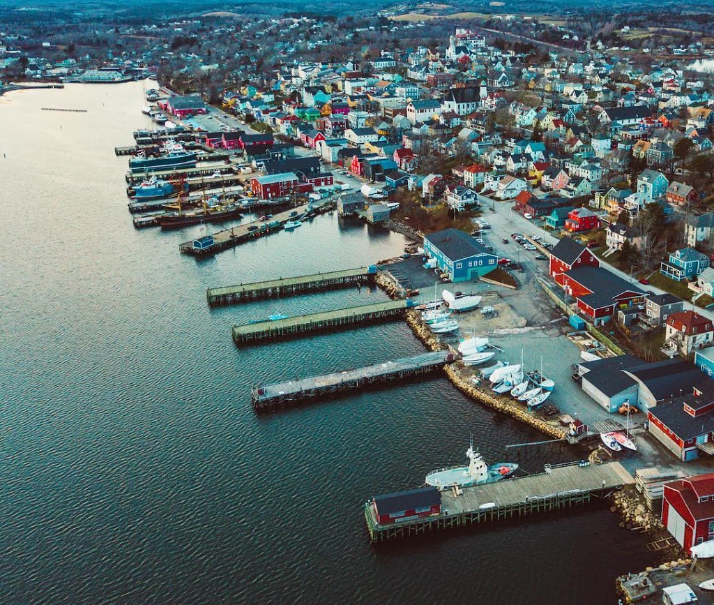 The Water Market | 237 Victoria Road, Lunenburg, NS B0J 2C0, Canada | Phone: (902) 634-4755