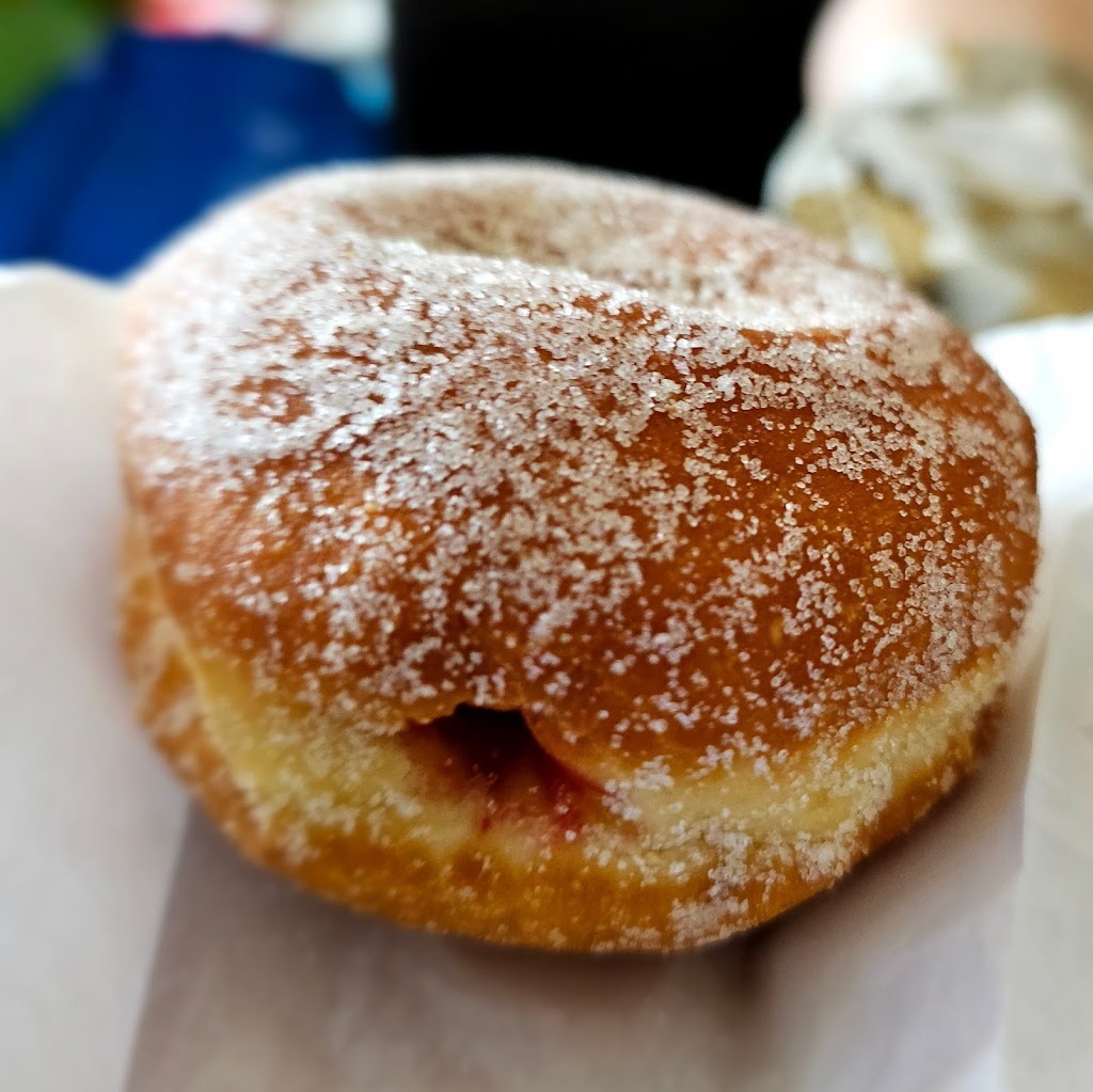 Cumberland Village Bakery | 2747 Dunsmuir Ave, Cumberland, BC V0R 1S0, Canada | Phone: (250) 336-2411