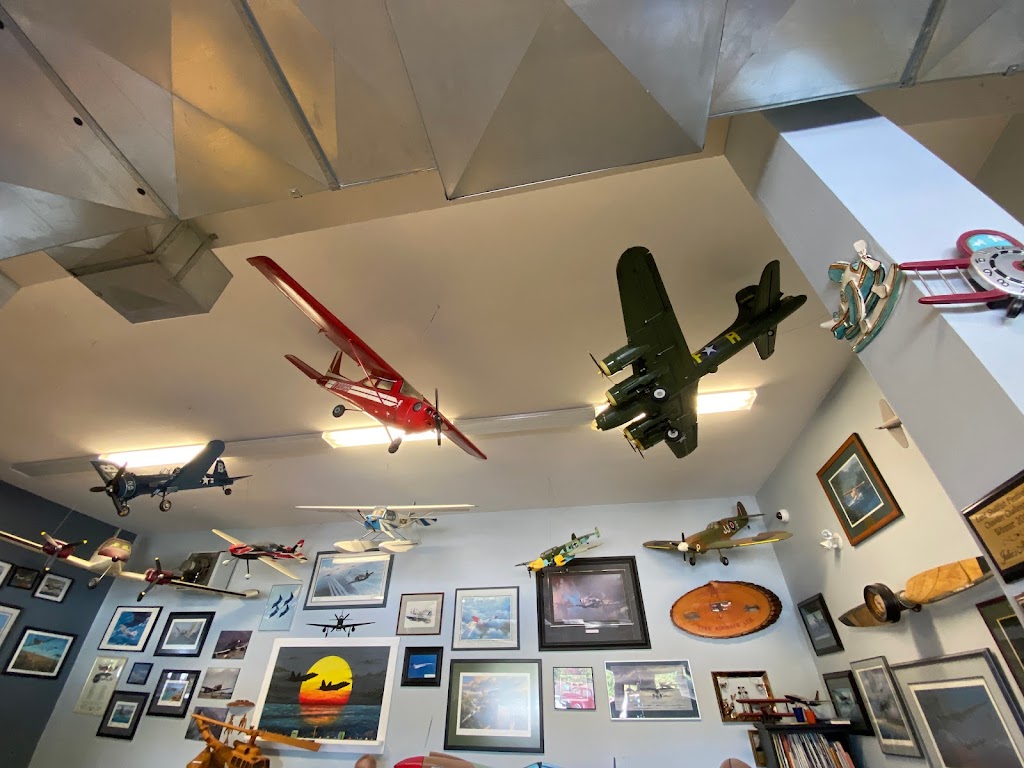 Julies Airport Cafe | 7550 Duncan St, Powell River, BC V8A 1W7, Canada | Phone: (604) 485-5975