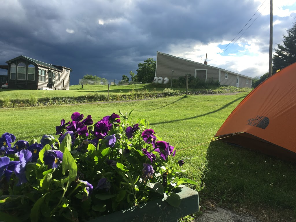 Notch View Inn & Campground | 54 Forbes Hill Rd, Colebrook, NH 03576, USA | Phone: (603) 237-4237