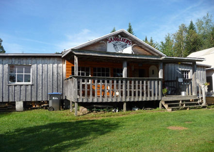MÉCHOUI La Foret Noire | 201 2Y0, 9e Rang, Saint-Damien-de-Buckland, QC G0R 2Y0, Canada | Phone: (418) 883-6477