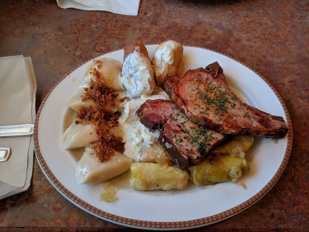 Uncle Eds Resturant | 4824 118 Ave NW, Edmonton, AB T5W 1B4, Canada | Phone: (780) 471-1010