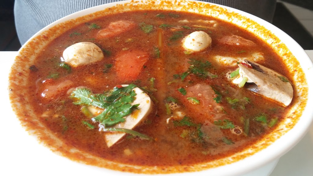 Pho Surpryz Viet & Thai Cuisine | 1540 Dundas St E #9, Whitby, ON L1N 2K7, Canada | Phone: (905) 493-8188