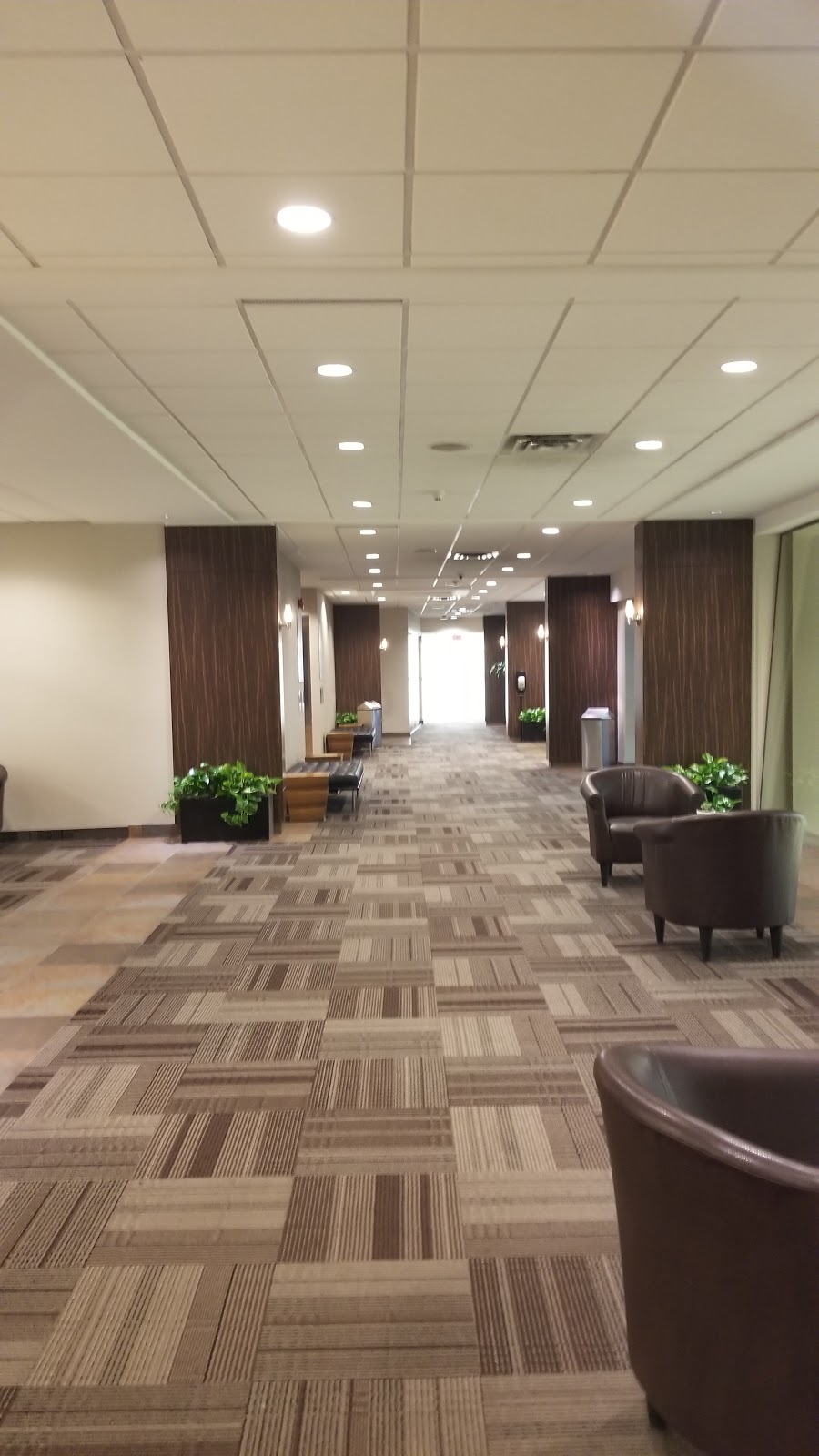 The Club at White Oaks | 253 Taylor Rd, Niagara-on-the-Lake, ON L0S 1J0, Canada | Phone: (905) 688-6800