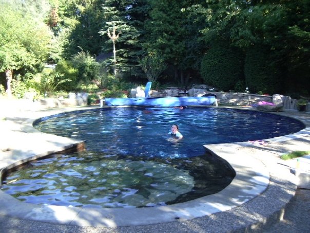 Splash Pools | 1640 Beaverdale Rd, Cambridge, ON N3C 2V3, Canada | Phone: (519) 220-0100