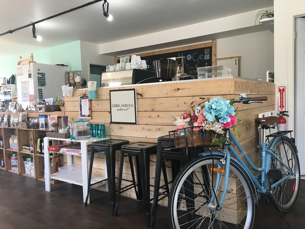 Café MJ et Cie - Chambly | 1731 Avenue Bourgogne, Chambly, QC J3L 1Y8, Canada | Phone: (450) 982-9282