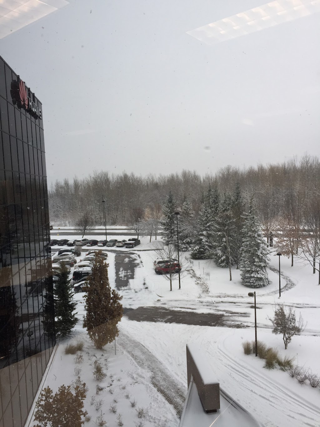Huawei Ottawa Research & Development Centre | 303 Terry Fox Dr, Kanata, ON K2K 3J1, Canada | Phone: (613) 595-1900