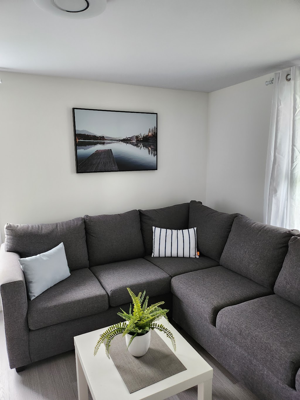 Chalet St-Fer | 1040 Rue Principale, Saint-Ferdinand, QC G0N 1N0, Canada | Phone: (418) 454-1206