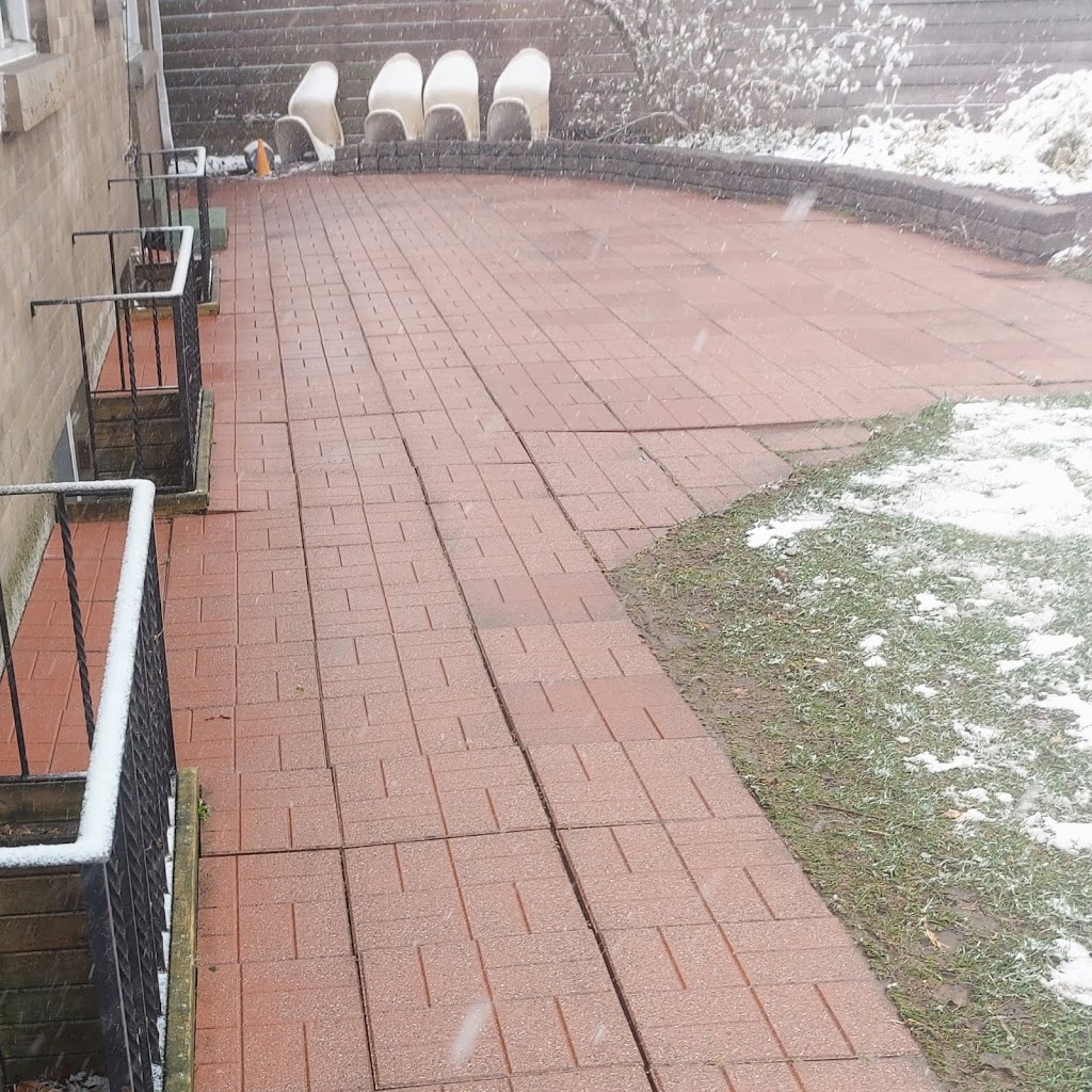 Pro Pressure Wash | 3900 Round Lake Rd, Inverary, ON K0H 1X0, Canada | Phone: (613) 532-5435