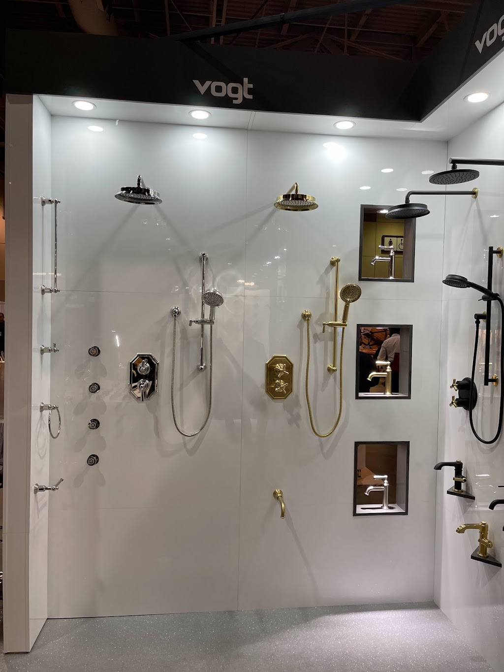 Viora Bath & Kitchen | 24 Ronson Dr, Etobicoke, ON M9W 1A1, Canada | Phone: (416) 244-9494