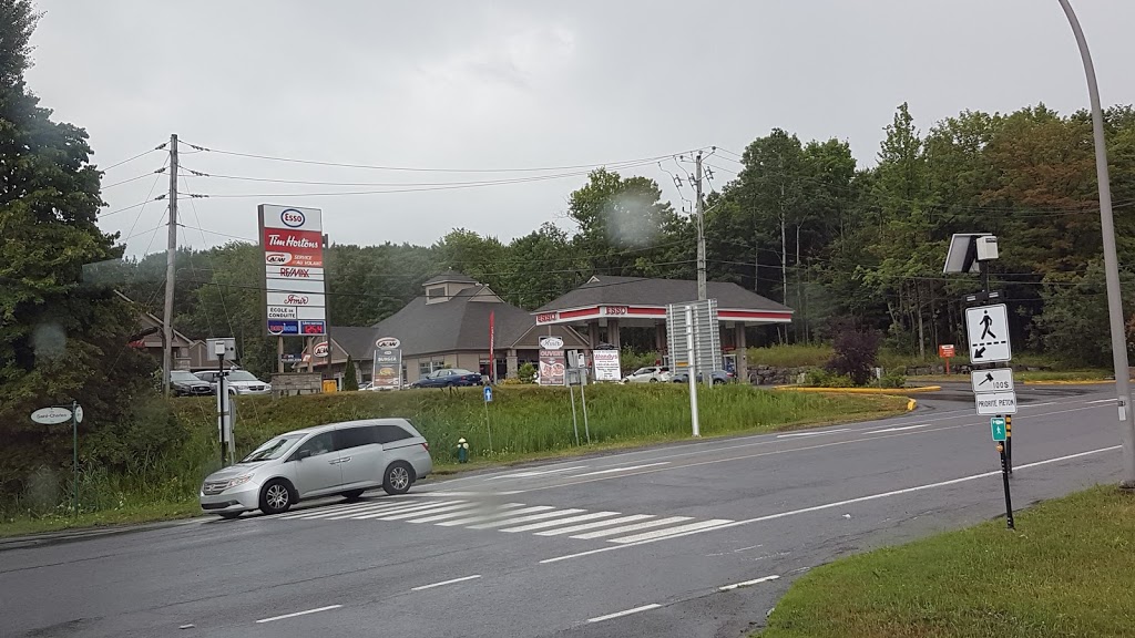 Esso | 2665 St-Charles Cote #100, Saint-Lazare, QC J7T 2H9, Canada | Phone: (450) 458-7878