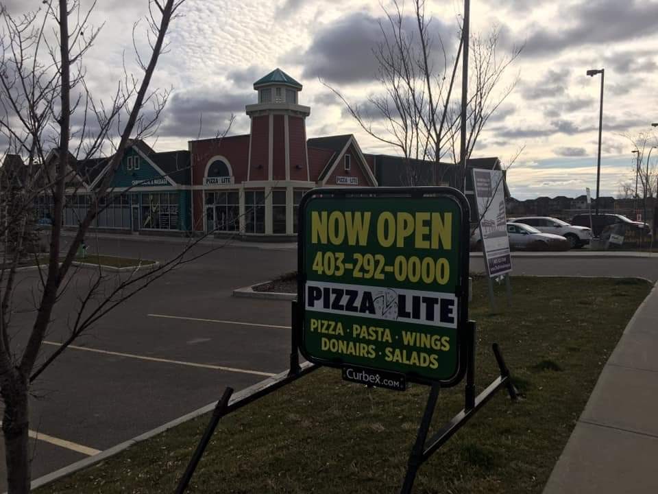 Pizza Lite | 288 Kinniburgh Blvd #101, Chestermere, AB T1X 0V8, Canada | Phone: (403) 292-0000
