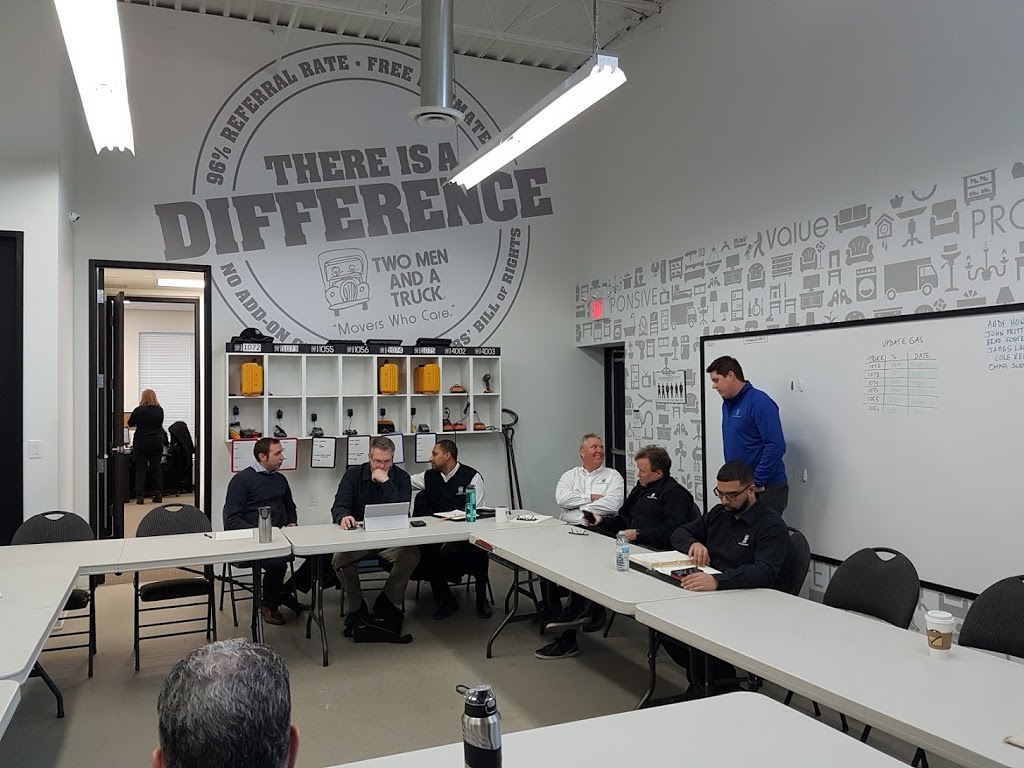 Two Men and a Truck | 5285 Creekbank Rd, Mississauga, ON L4W 1N3, Canada | Phone: (905) 581-4206