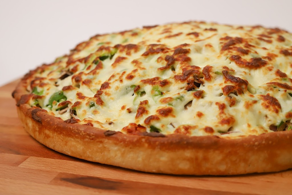 Verns Pizza - St Anne Winnipeg | 147 St Annes Rd, Winnipeg, MB R2M 2Z5, Canada | Phone: (204) 306-0202