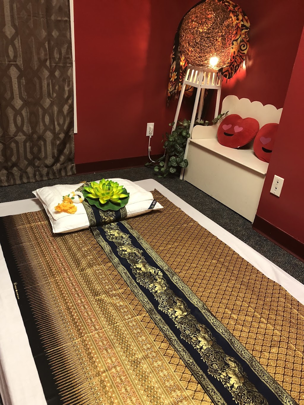 Da Thai Massage | 550-2950 Douglas St, Victoria, BC V8T 4N4, Canada | Phone: (250) 209-7515