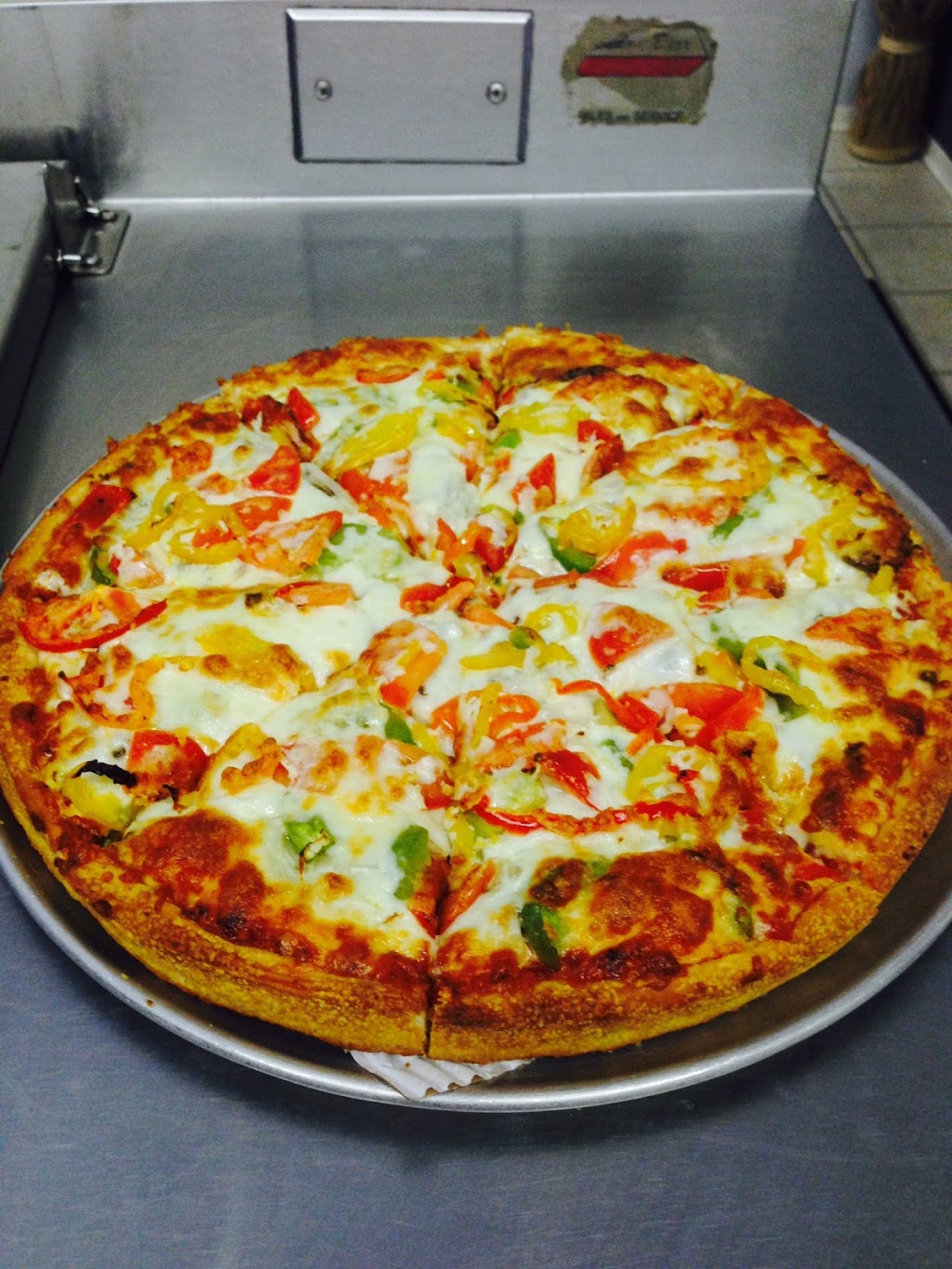 Devon 2 For 1 Pizza & Pasta | 7 Superior St, Devon, AB T9G 1E9, Canada | Phone: (780) 987-5340