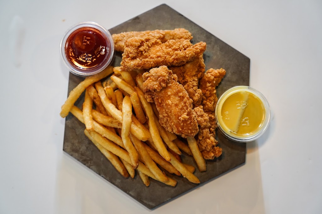 Bird N Hand | 27133 Fraser Hwy, Langley Twp, BC V4W 3R2, Canada | Phone: (604) 916-9223