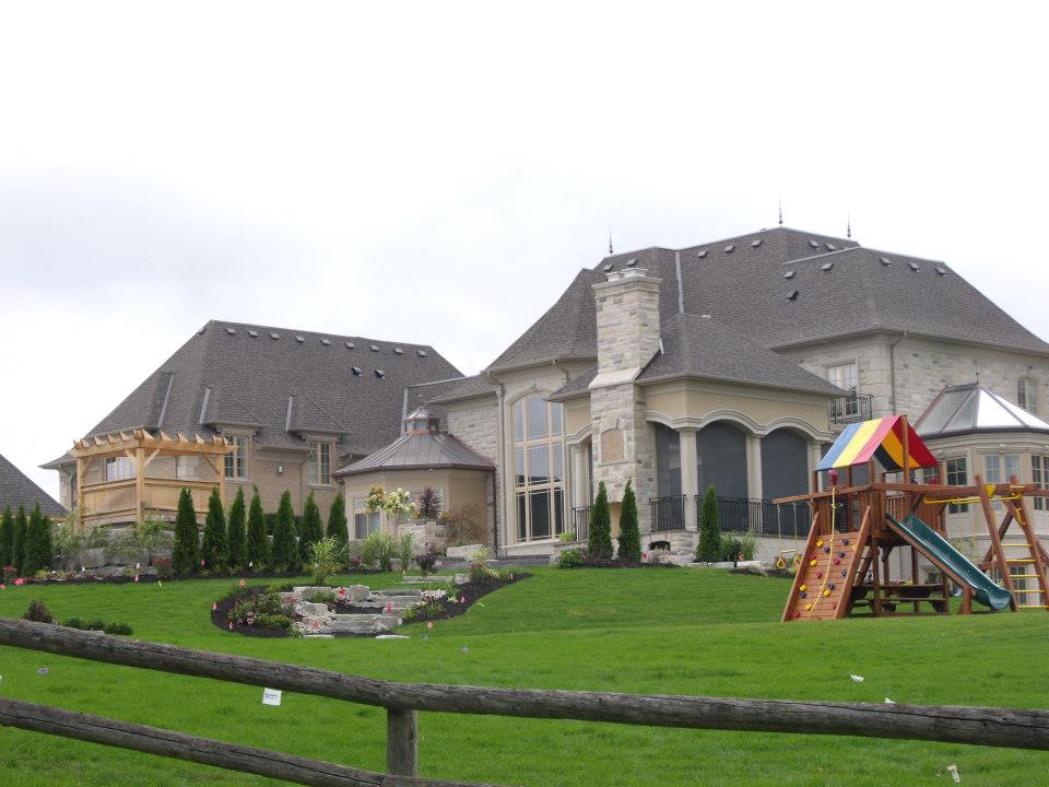 ScreenSunrooms.ca | 4577 St Volodymyr Ct, Beamsville, ON L0R 1B5, Canada | Phone: (905) 741-9624