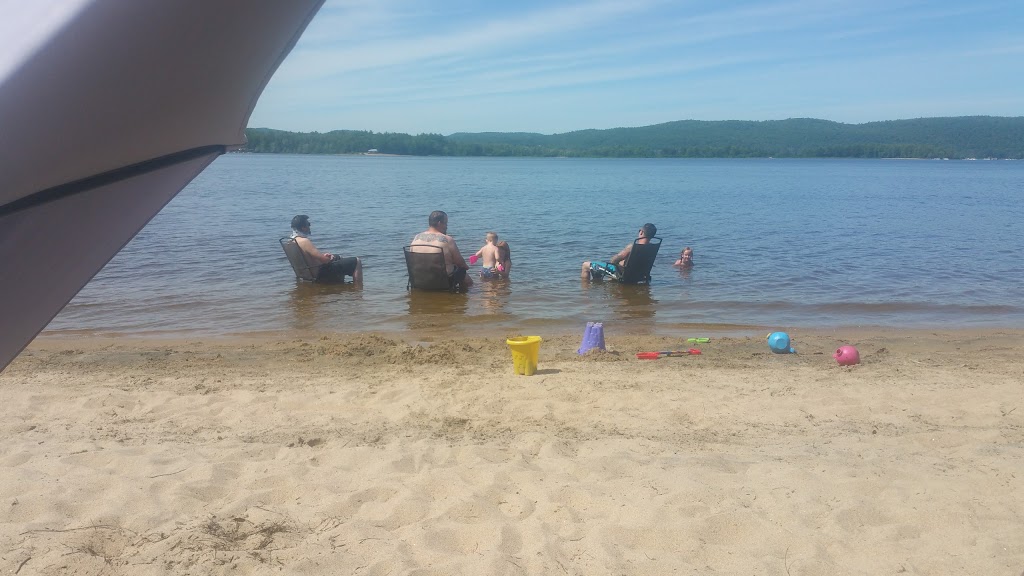 Nangor Beach Resort | 277 Nangor Trail, Westmeath, ON K0J 2L0, Canada | Phone: (613) 587-4455